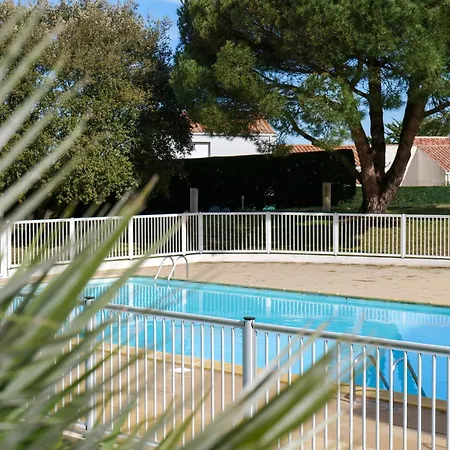Au Calme Proche Les Sables 4 Pers La Pironnière